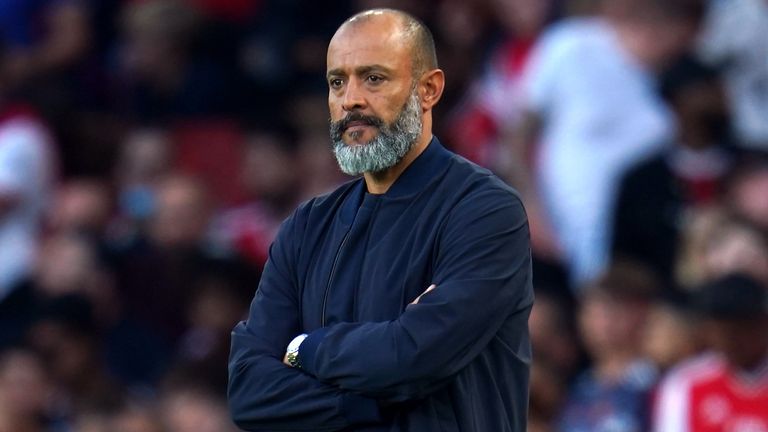 Nuno Espirito afungashiwa virago Tottenham