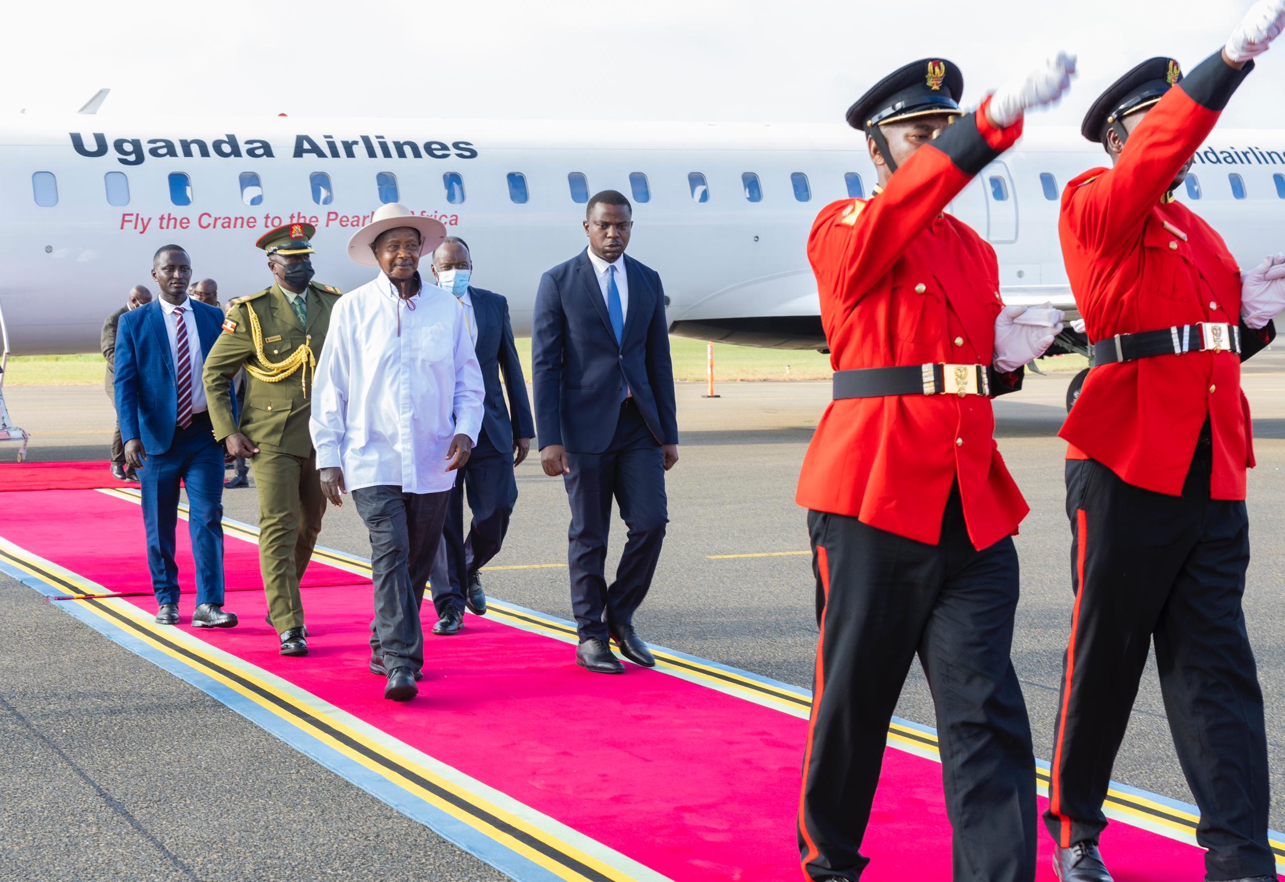 Rais Museveni awasili Tanzania