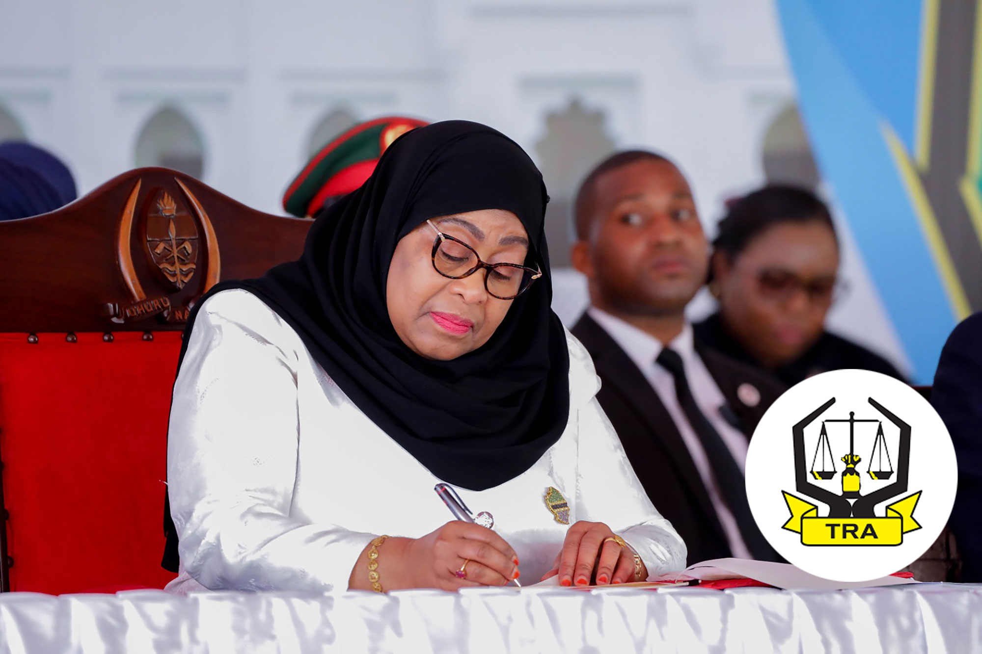Rais Samia aridhia ajira mpya 300 TRA
